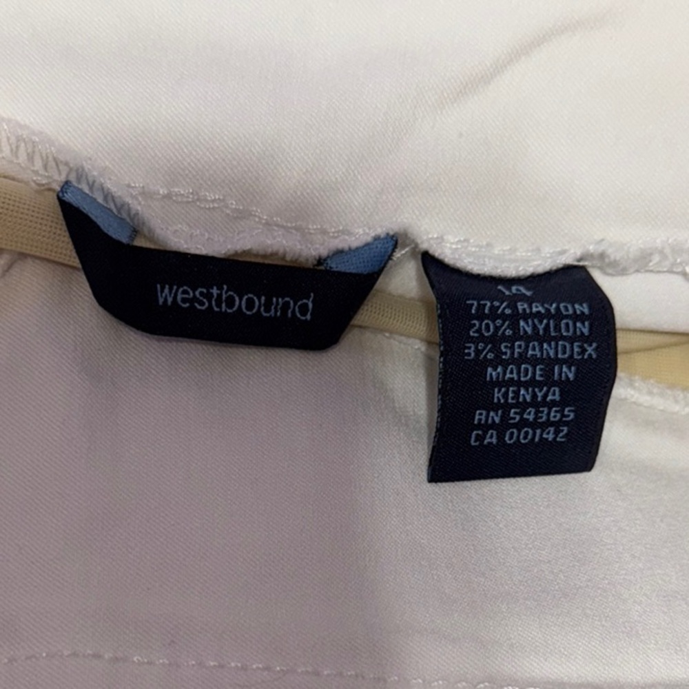 Westbound White Cropped Pants - Picture 2 of 5